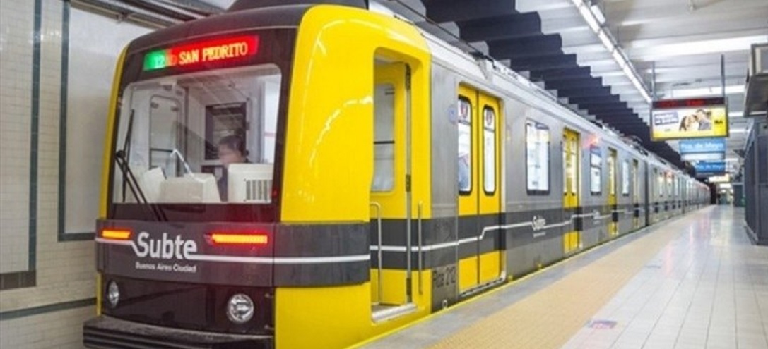 Desde hoy, se amplía el aforo en el transporte público